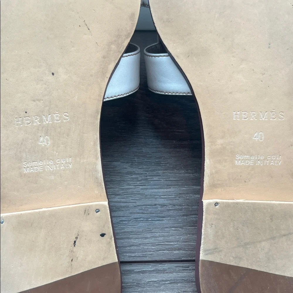 Hermes Oasis Sandals. - Picture 5 of 7